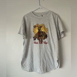 Pebby Forevee side slit tee